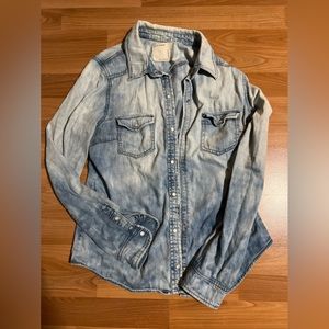 Urban Outfitters Life in Progress denim button down